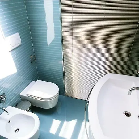 La Finestra Sulmo 아파트 *