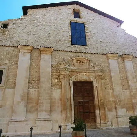 La Finestra Sulmo 아파트 술모나