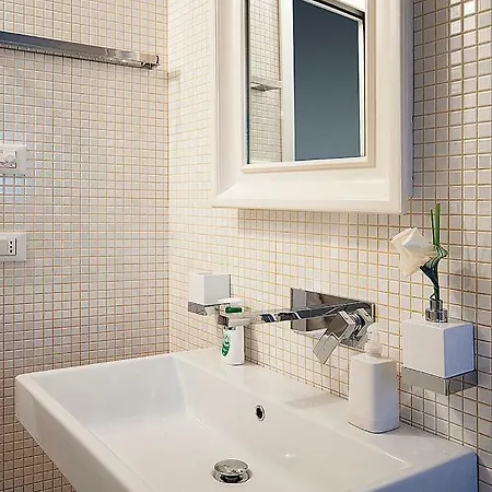 La Finestra Sulmo 술모나